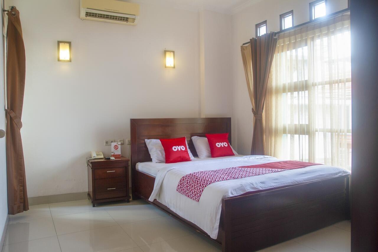 Oyo 3894 Karunia Muslim Syariah Hotel จาการ์ตา ภายนอก รูปภาพ
