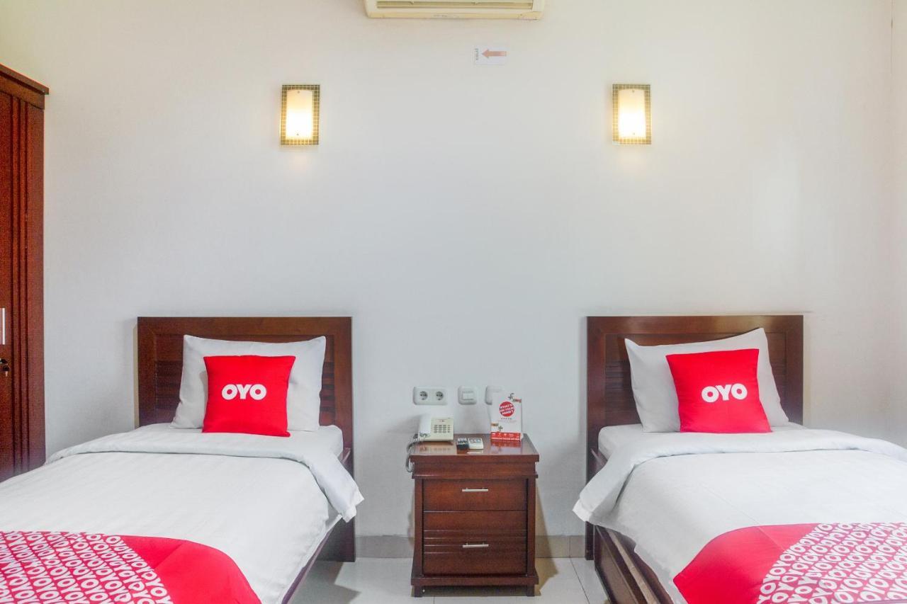 Oyo 3894 Karunia Muslim Syariah Hotel จาการ์ตา ภายนอก รูปภาพ