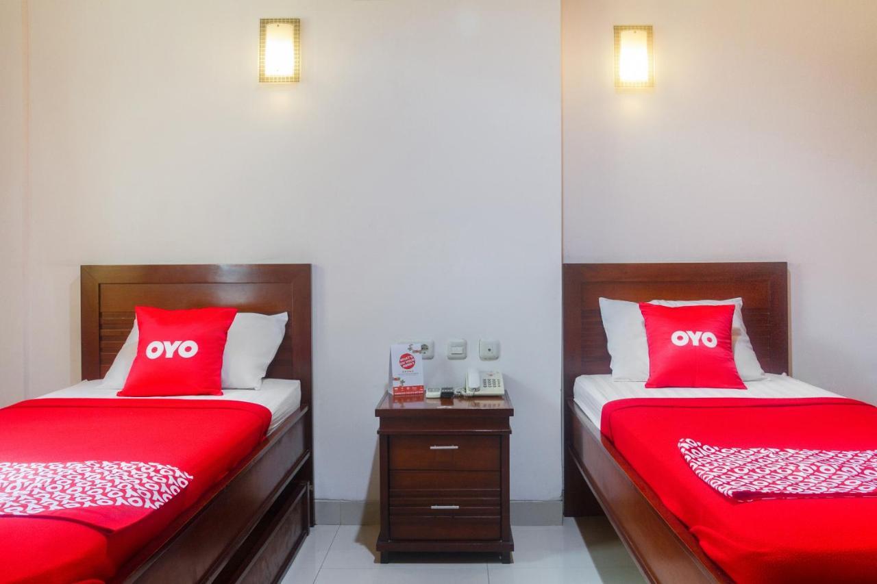 Oyo 3894 Karunia Muslim Syariah Hotel จาการ์ตา ภายนอก รูปภาพ