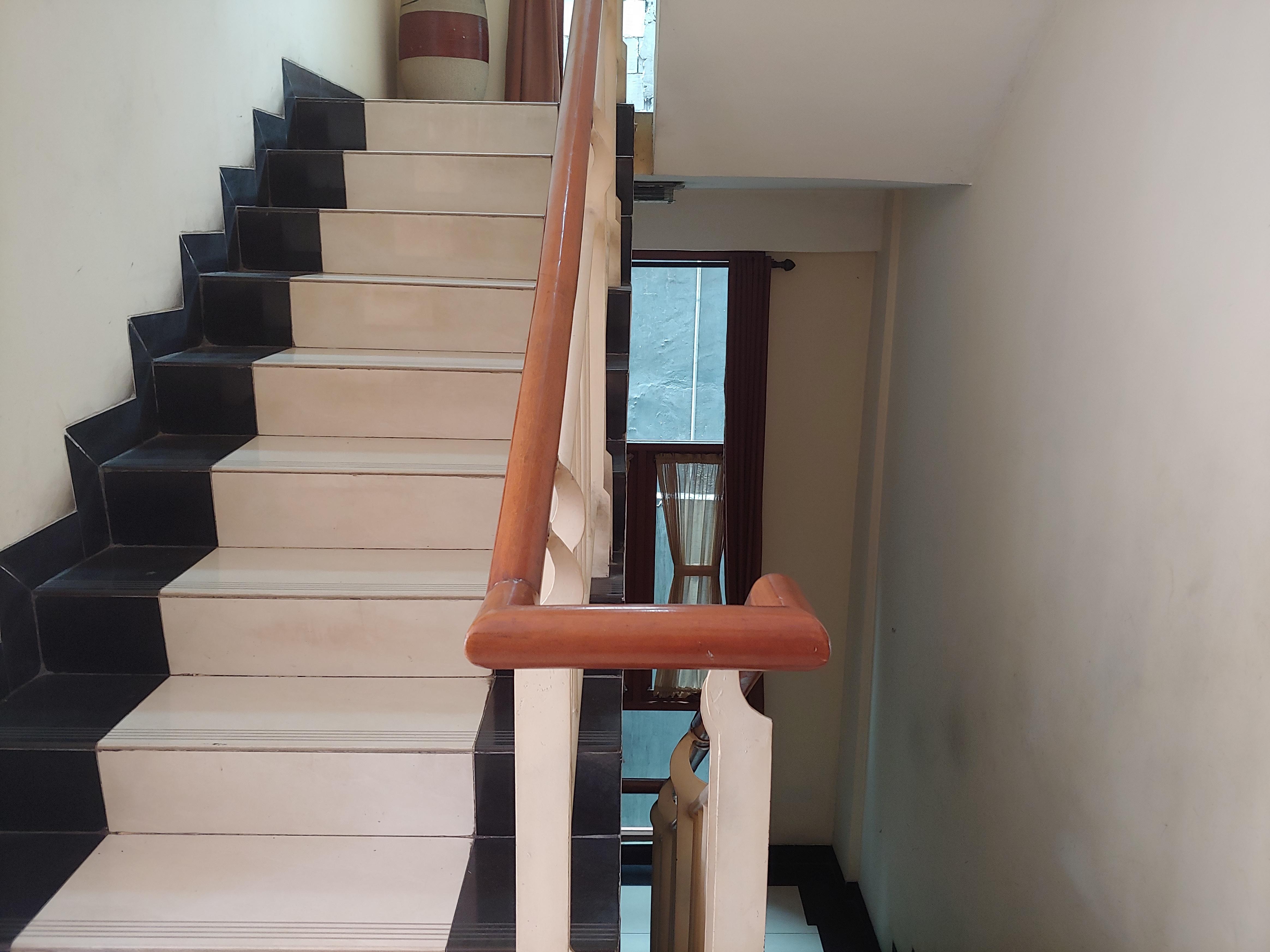 Oyo 3894 Karunia Muslim Syariah Hotel จาการ์ตา ภายนอก รูปภาพ